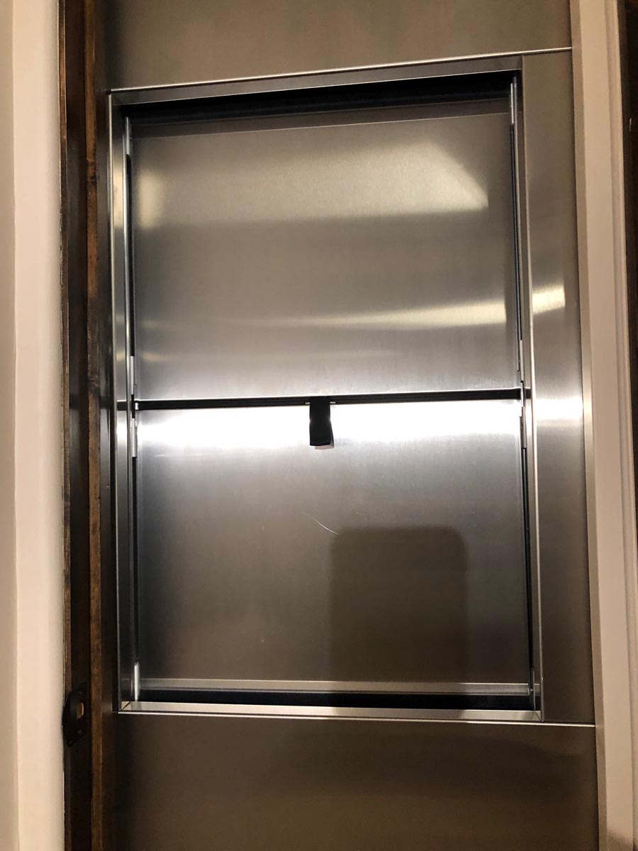 QuickServe300 Commercial Dumbwaiter